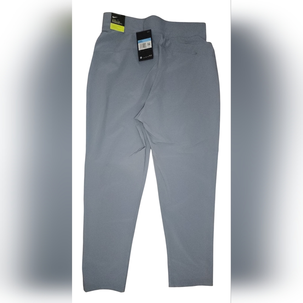 NWT Nike Bliss Luxe 7/8 Training Pants, Womens Medium - Picture 2 of 4